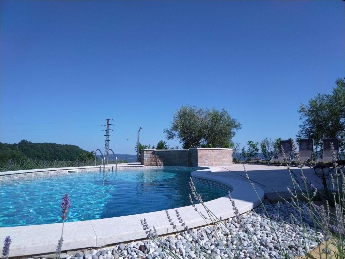 Villa Meloni Motovun Ngoại thất bức ảnh