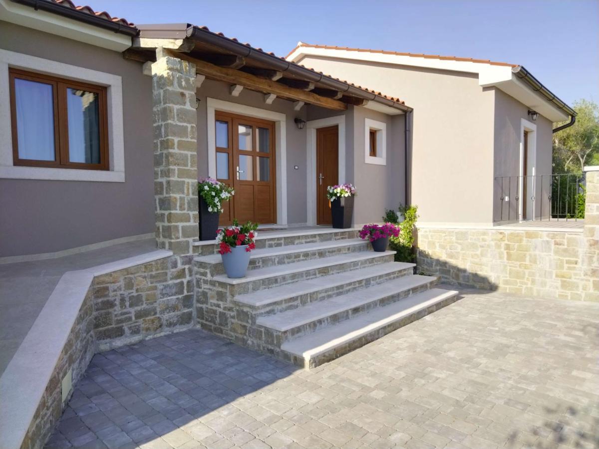 Villa Meloni Motovun Ngoại thất bức ảnh